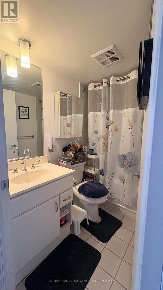 805 - 38 Lee Centre Drive, Toronto, Ontario  M1H 3K2 - Photo 12 - E12671484