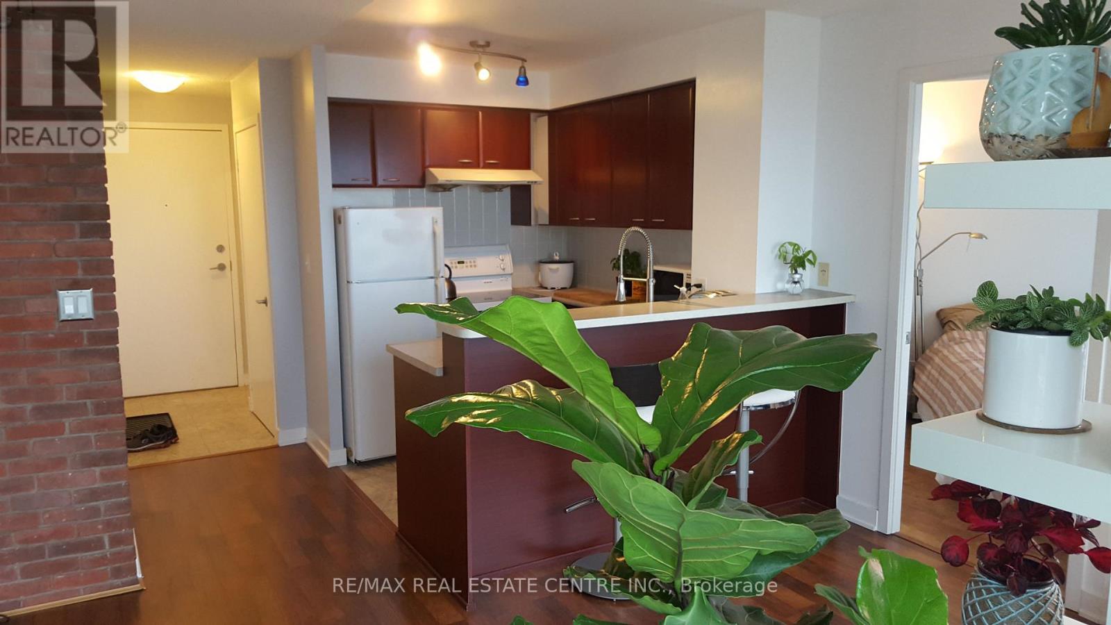 805 - 38 Lee Centre Drive, Toronto, Ontario  M1H 3K2 - Photo 3 - E12671484