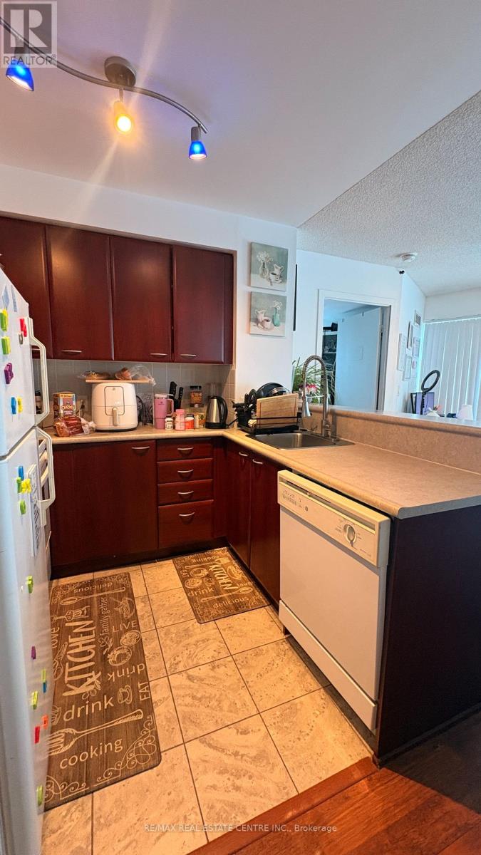 805 - 38 Lee Centre Drive, Toronto, Ontario  M1H 3K2 - Photo 4 - E12671484