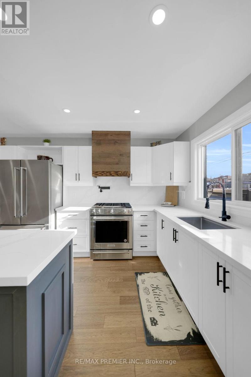 61 Barwick Drive, Barrie, Ontario  L4N 6Z5 - Photo 10 - S12671534