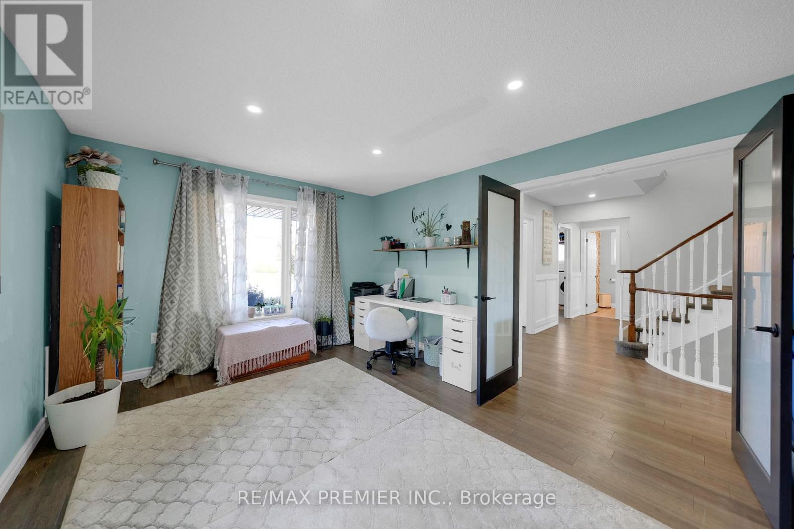 61 Barwick Drive, Barrie, Ontario  L4N 6Z5 - Photo 6 - S12671534