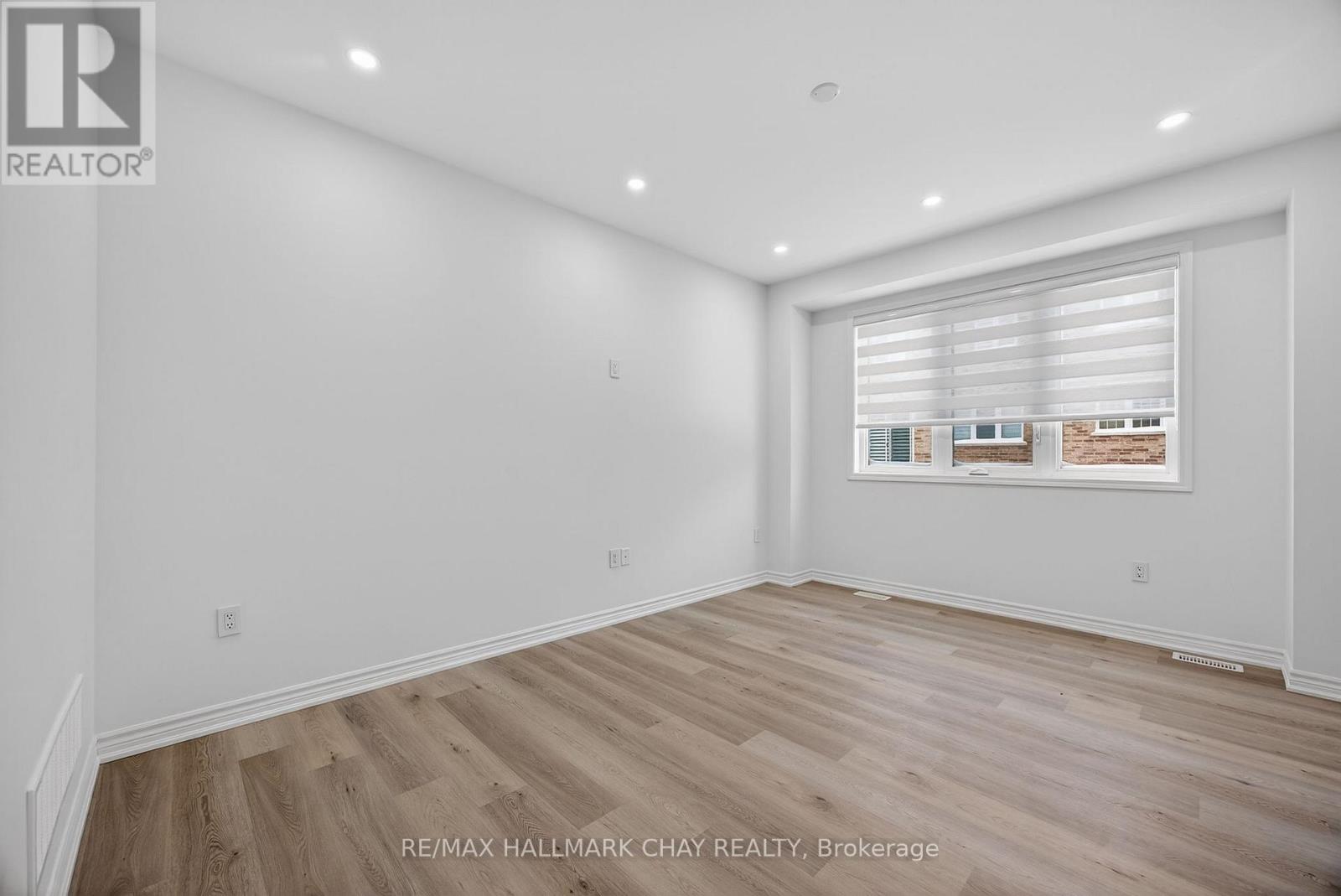 18 Ivory Road, Barrie, Ontario  L9J 1B6 - Photo 19 - S12671594