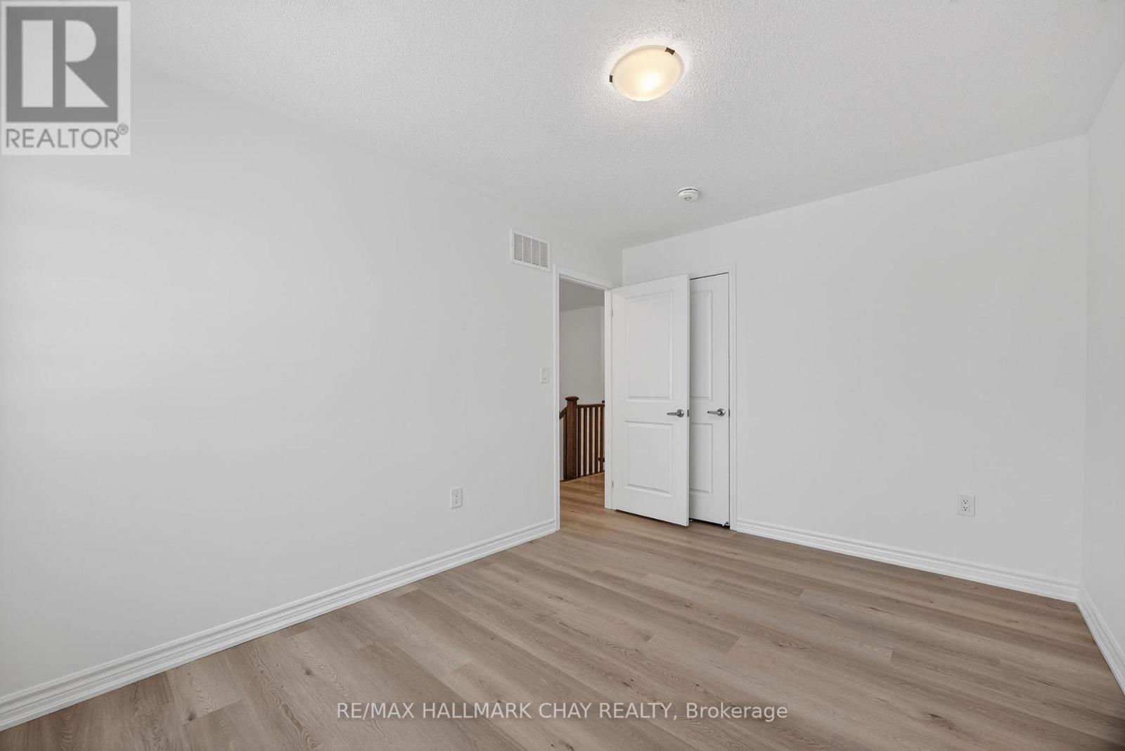 18 Ivory Road, Barrie, Ontario  L9J 1B6 - Photo 29 - S12671594