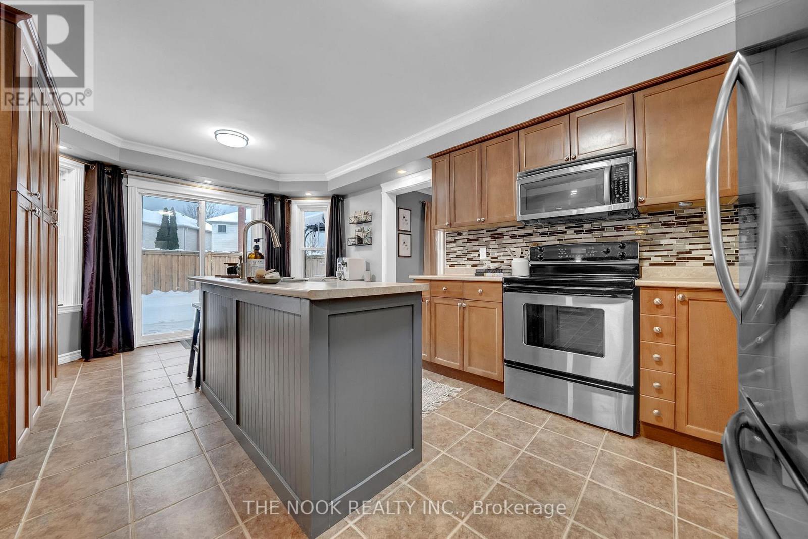 68 Foster Creek Drive, Clarington, Ontario  L1B 1G4 - Photo 17 - E12671832