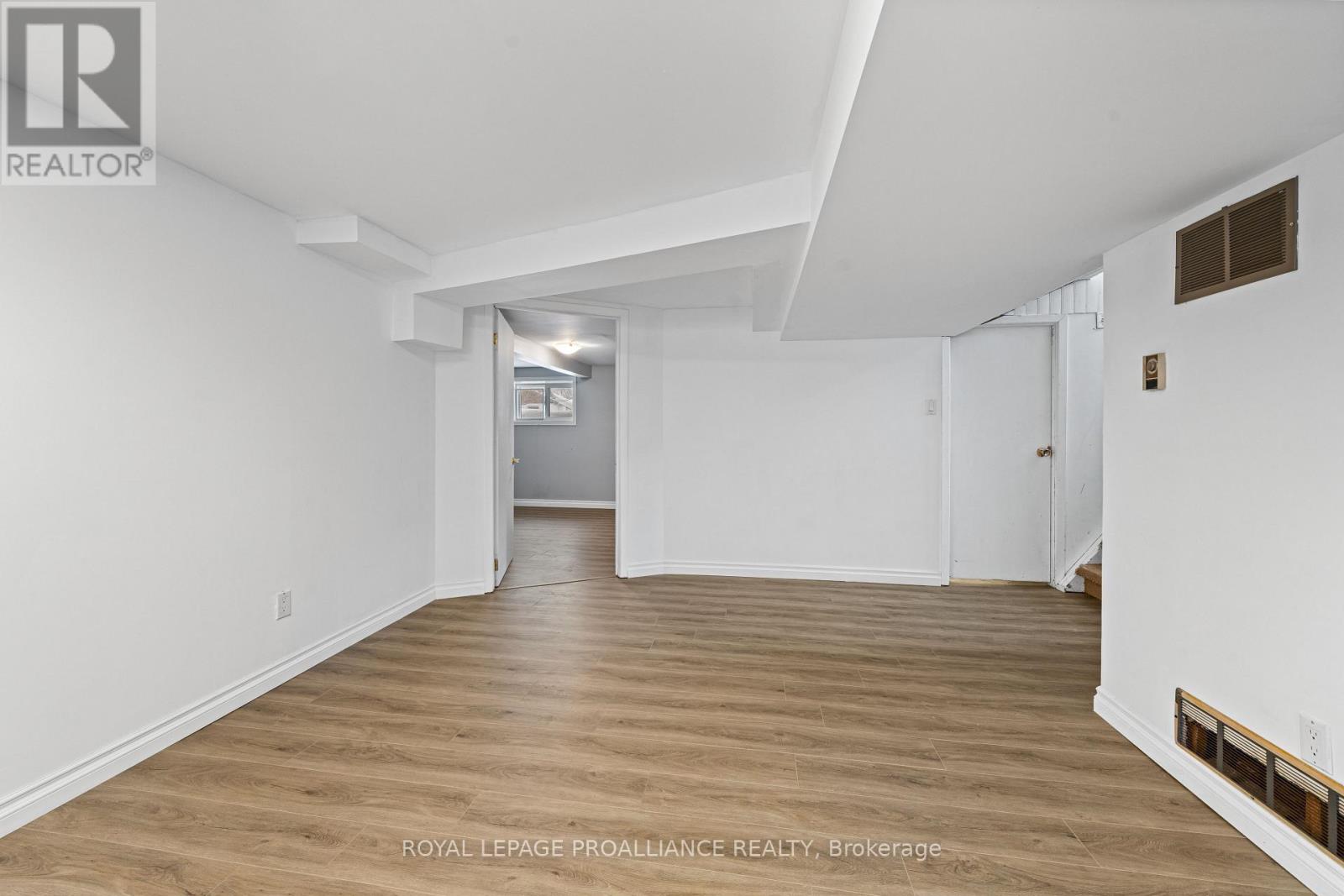 3 - 22453 Loyalist Parkway, Quinte West, Ontario  K8V 5P7 - Photo 25 - X12671638