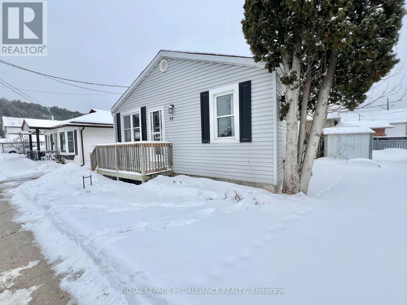 50 Bentinck Street, Quinte West, Ontario  K8V 4E3 - Photo 19 - X12671734
