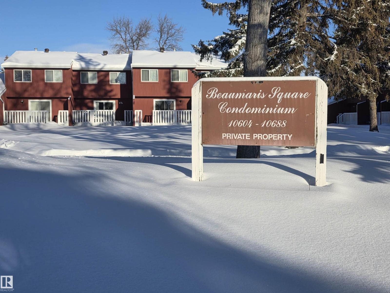 10656 BEAUMARIS RD NW, Edmonton, Alberta