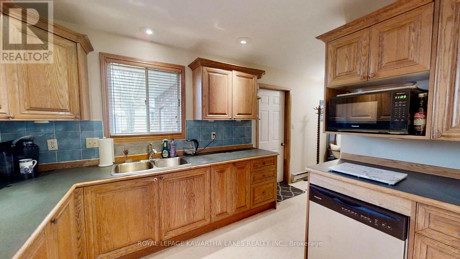 3315 Kirkfield Rd 6 Road, Kawartha Lakes (Carden), Ontario  L0K 1W0 - Photo 13 - X12671824