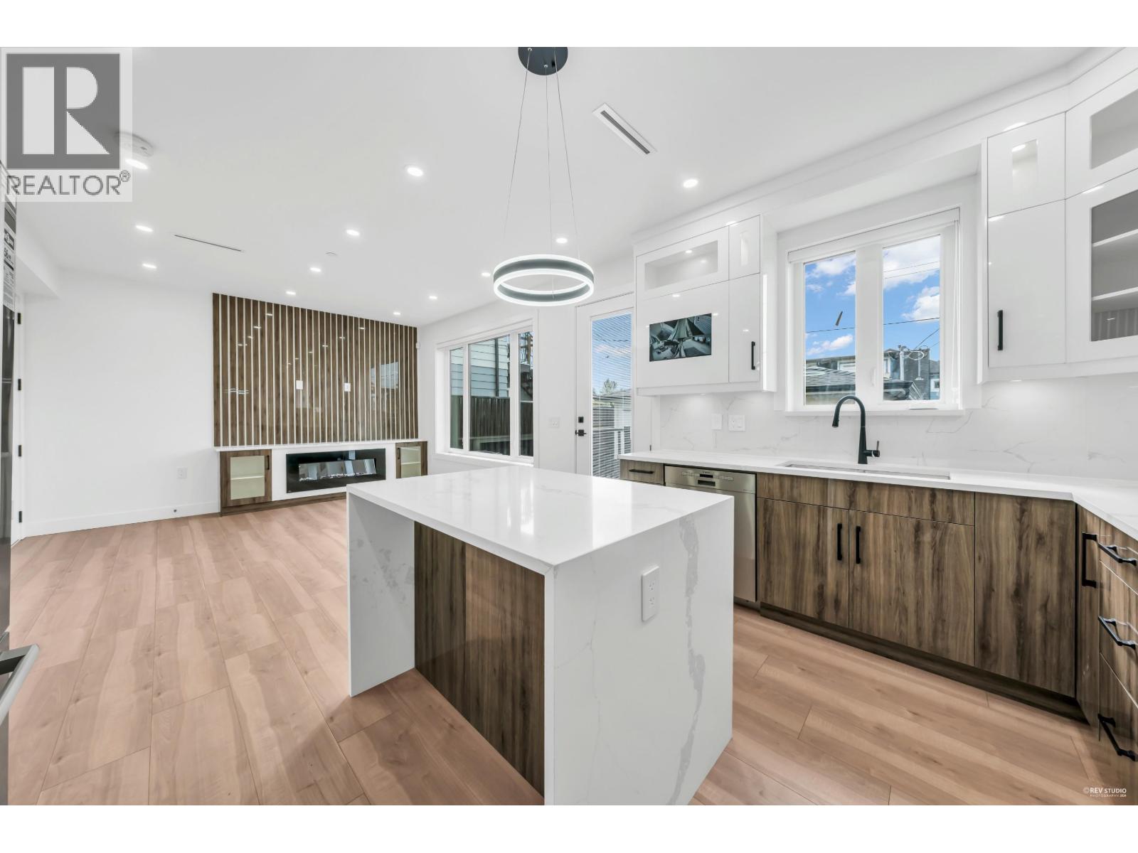 2 3344 Adanac Street, Vancouver, British Columbia  V5K 2P3 - Photo 7 - R3076073