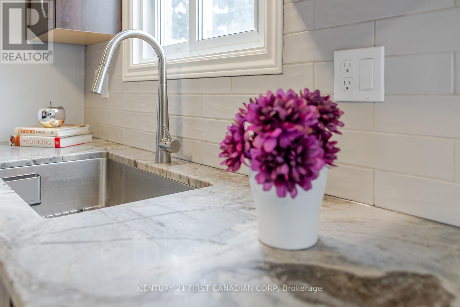 82 - 40 Tiffany Drive, London East, Ontario  N5V 3N3 - Photo 12 - X12671878