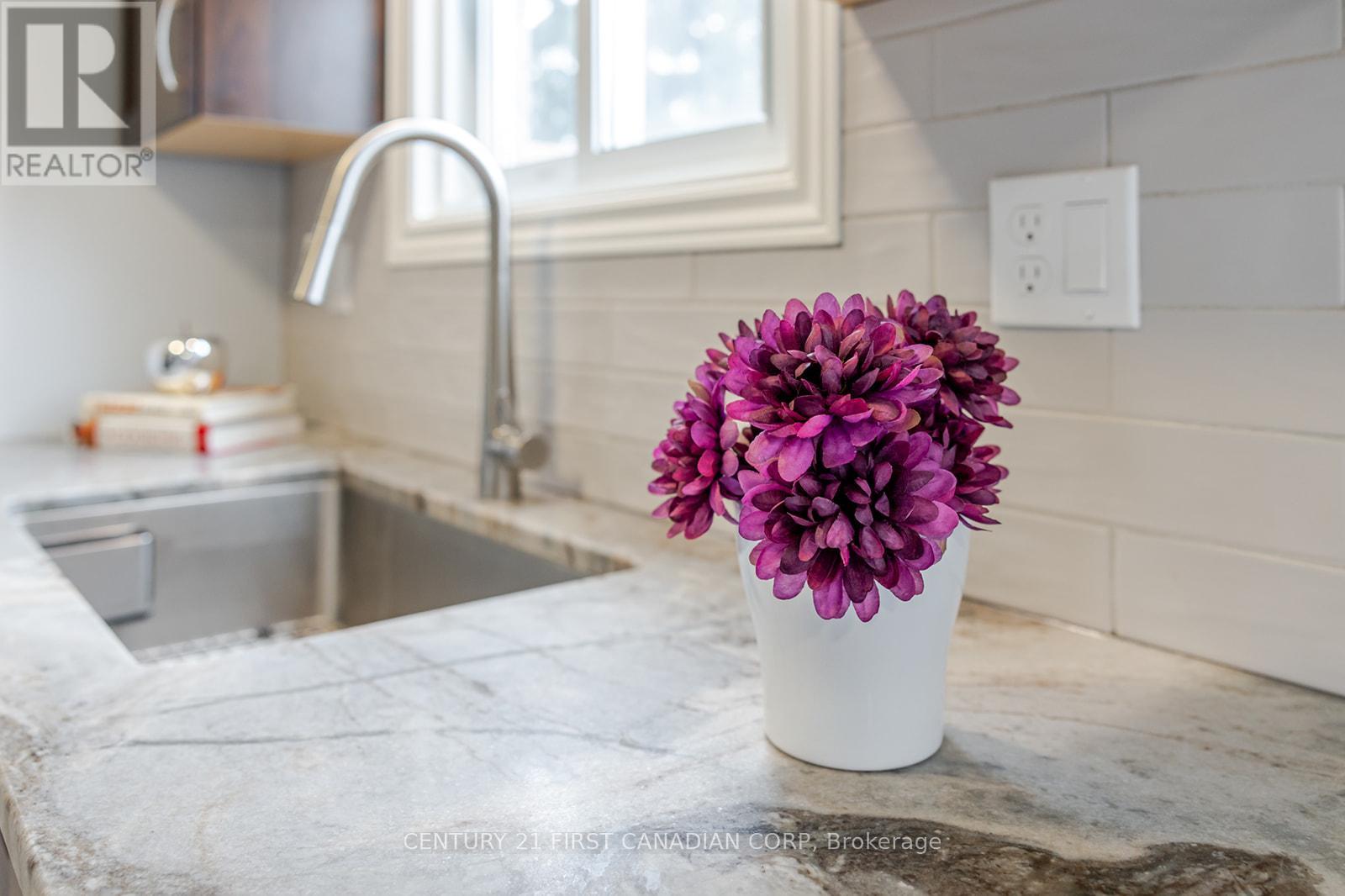 82 - 40 Tiffany Drive, London East, Ontario  N5V 3N3 - Photo 28 - X12671878