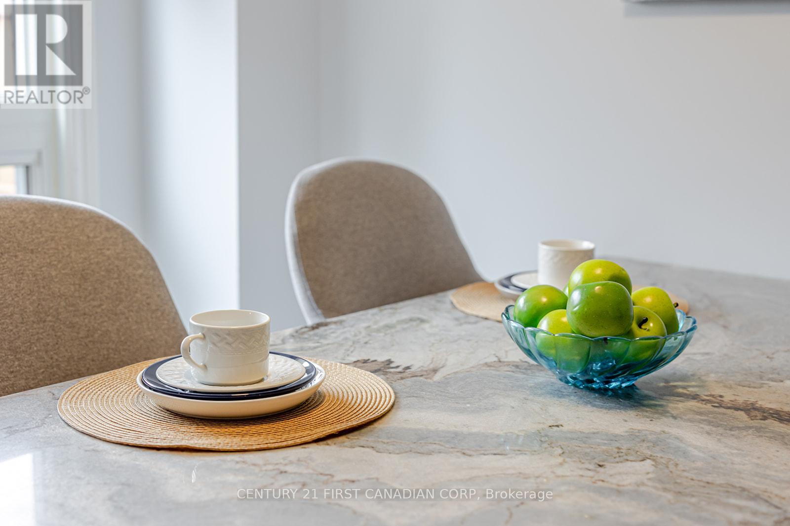 82 - 40 Tiffany Drive, London East, Ontario  N5V 3N3 - Photo 9 - X12671878