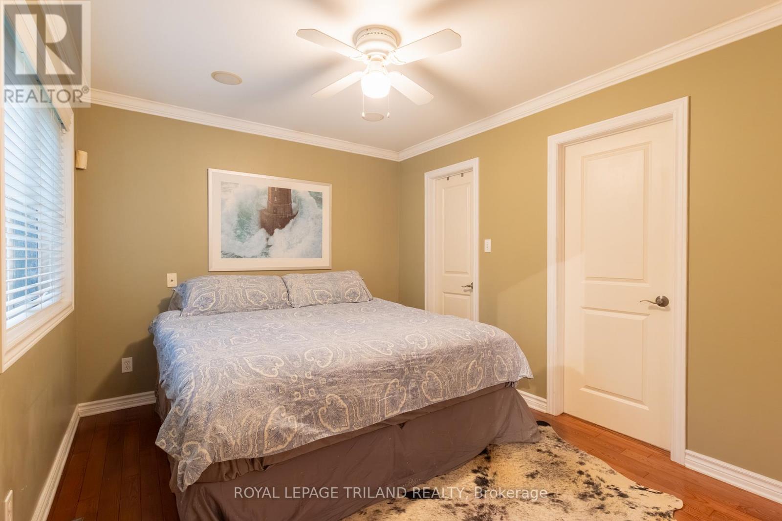 10092 Lakeshore Road, Lambton Shores, Ontario  N0M 1T0 - Photo 19 - X12671882