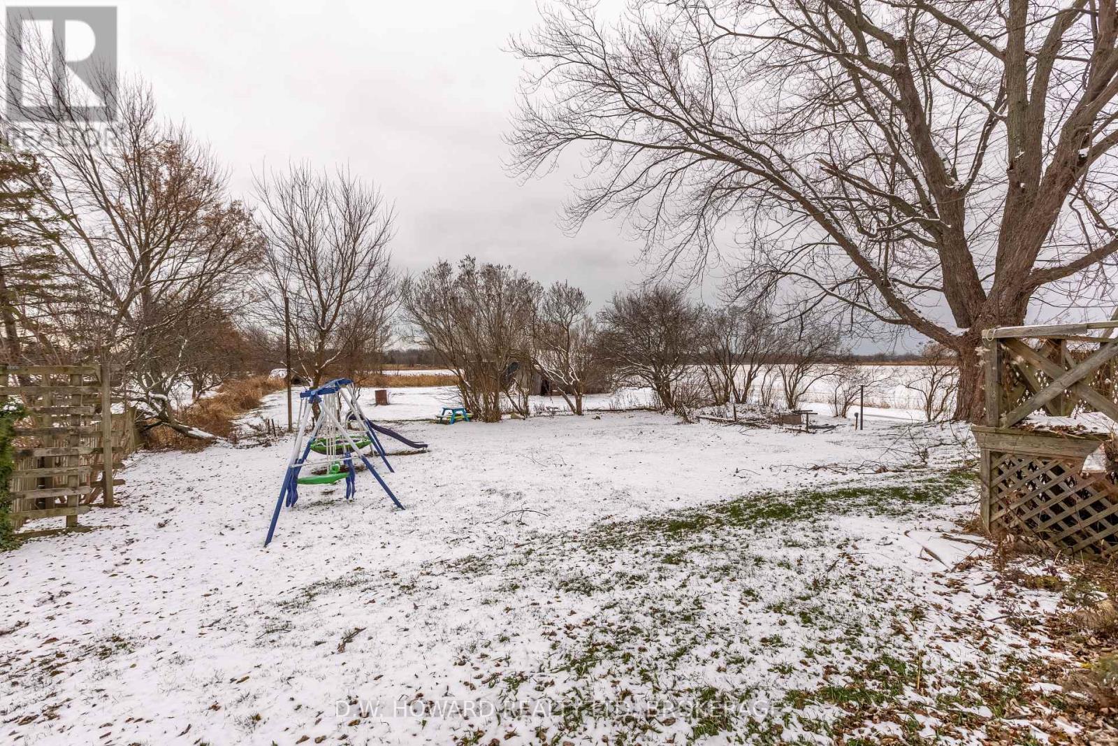 877 Killaly Street E, Port Colborne, Ontario  L3K 5V3 - Photo 35 - X12601168