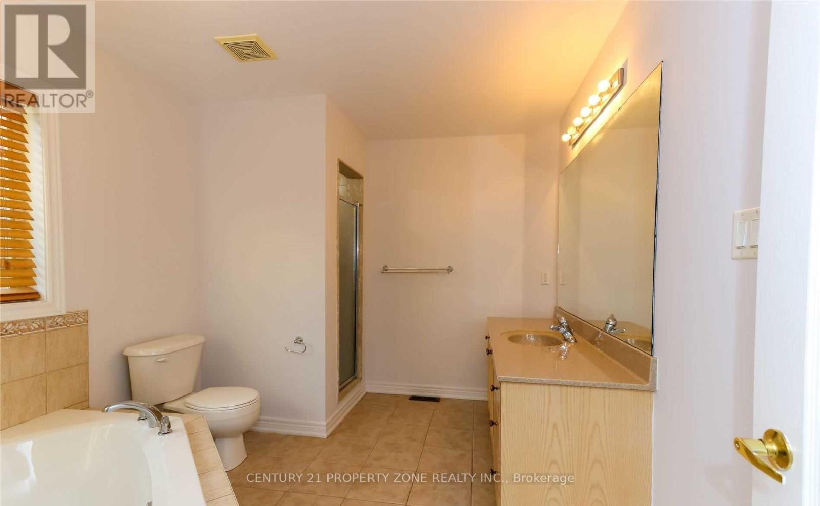 118 Calm Waters Crescent, Brampton, Ontario  L6V 4S2 - Photo 12 - W12671516