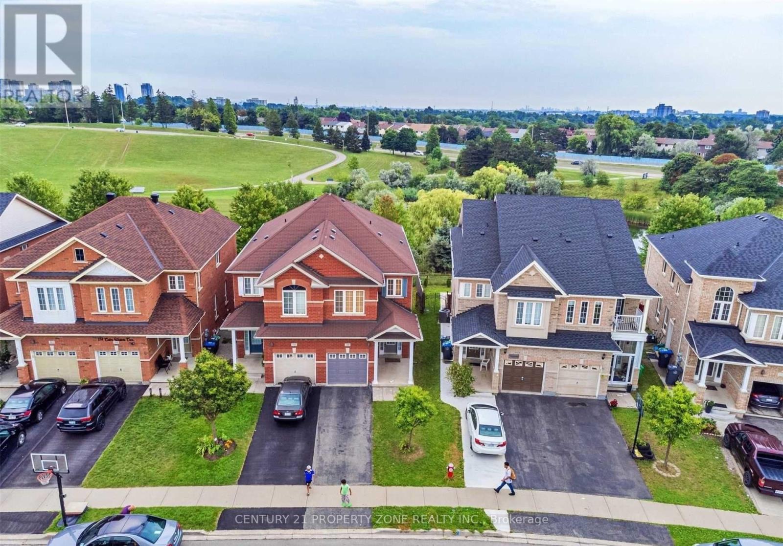 118 Calm Waters Crescent, Brampton, Ontario  L6V 4S2 - Photo 2 - W12671516