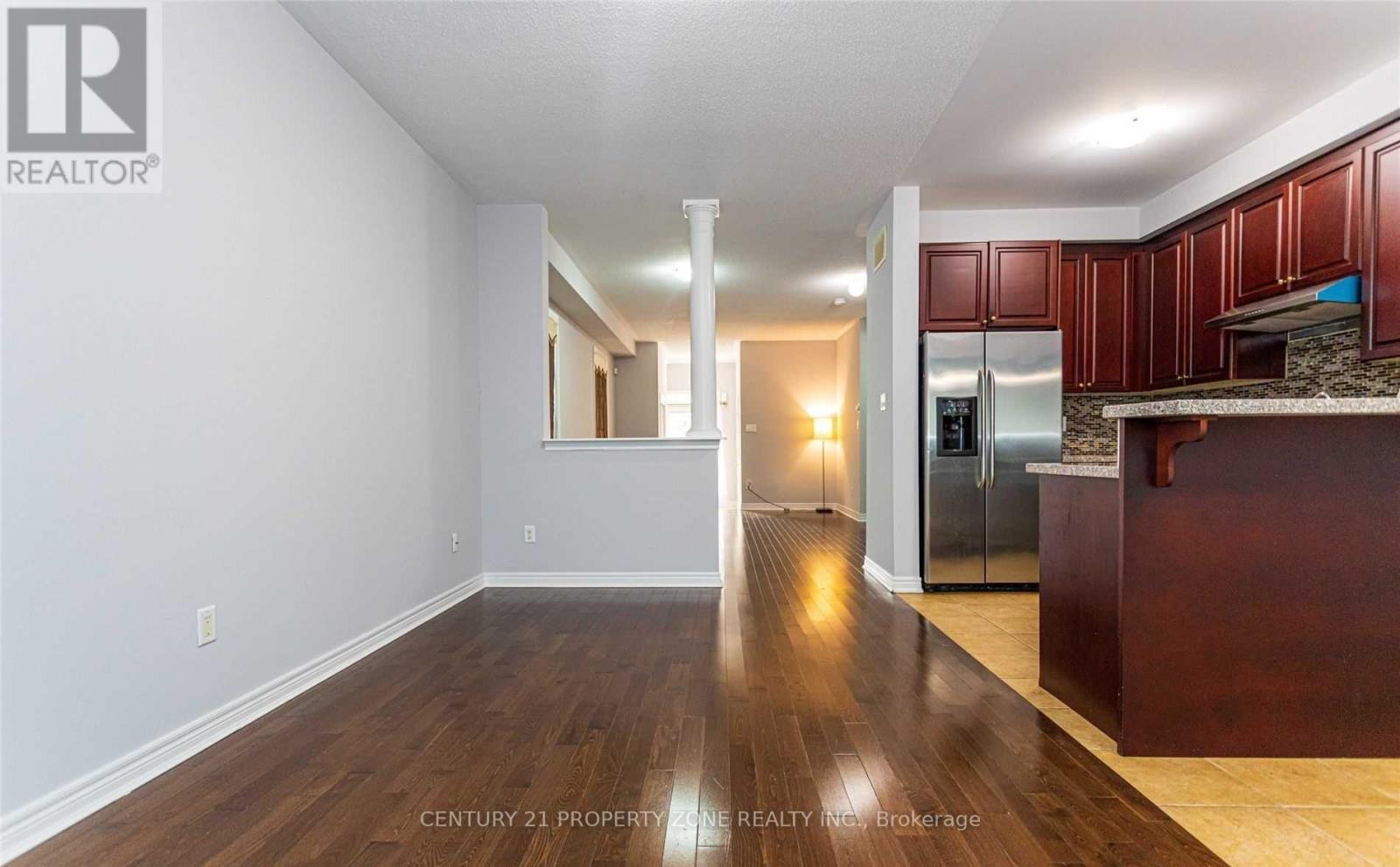 118 Calm Waters Crescent, Brampton, Ontario  L6V 4S2 - Photo 5 - W12671516