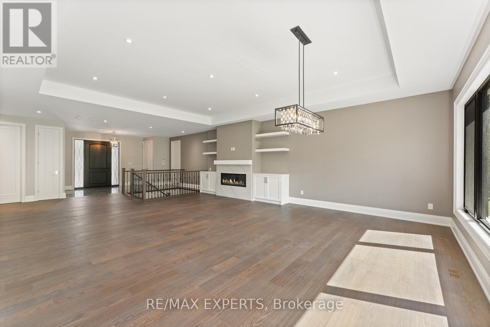 211 Pine Avenue, Caledon, Ontario  L7E 3S7 - Photo 8 - W12671548