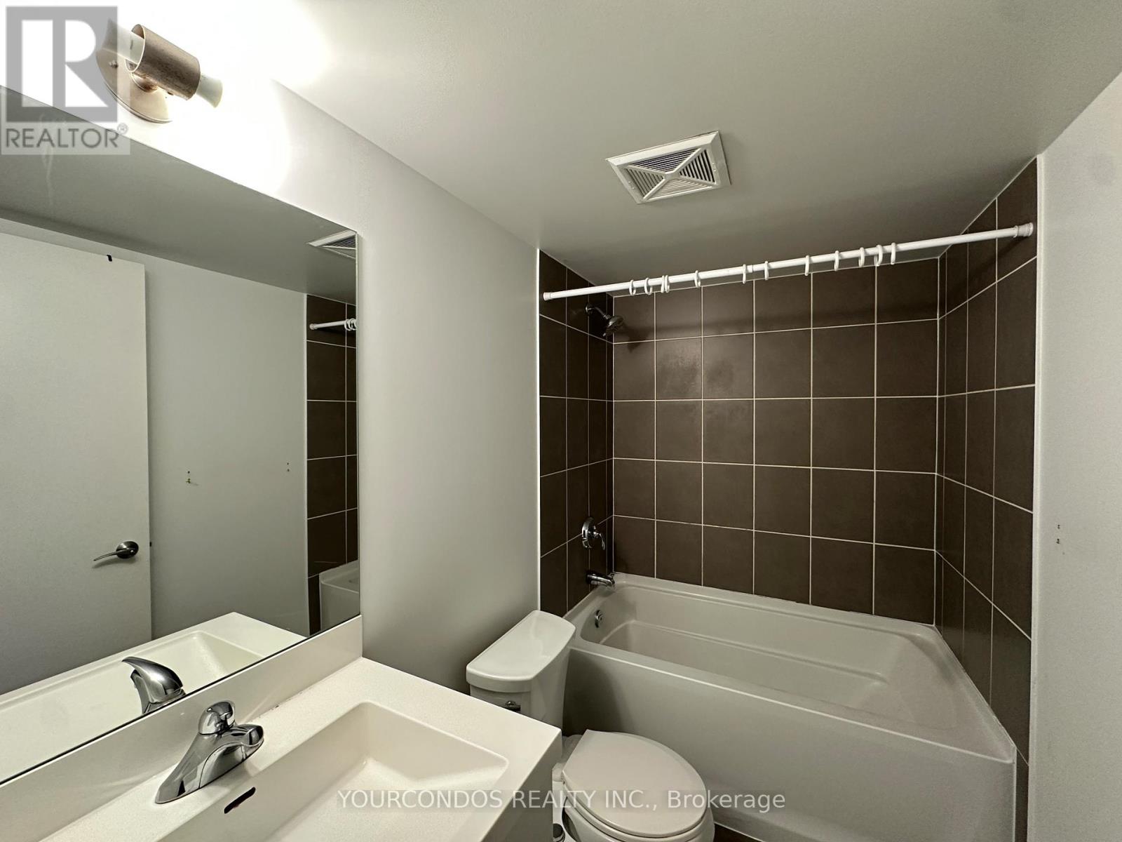 430 - 36 Via Bagnato, Toronto, Ontario  M6A 0B7 - Photo 9 - W12517506