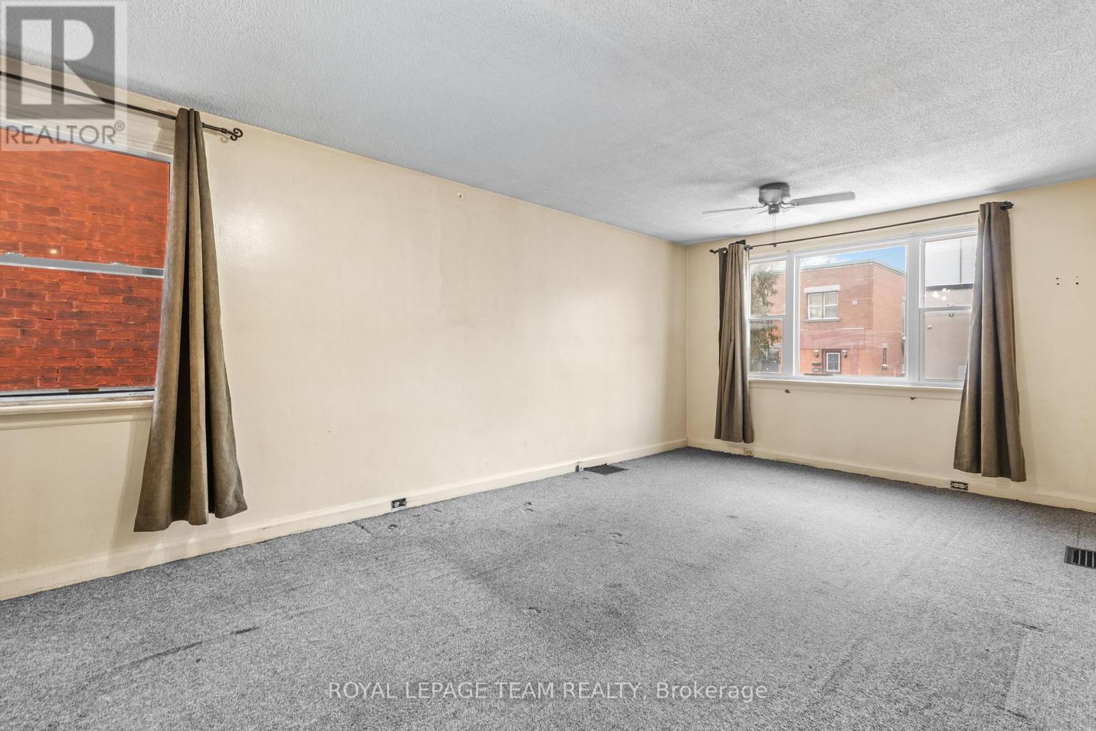 498 Gladstone Avenue, Ottawa, Ontario  K1R 5N8 - Photo 14 - X12671812