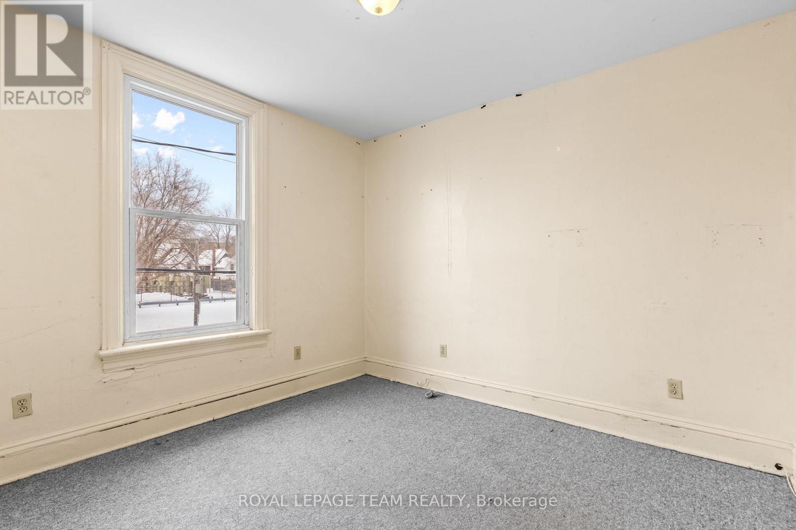 498 Gladstone Avenue, Ottawa, Ontario  K1R 5N8 - Photo 18 - X12671812