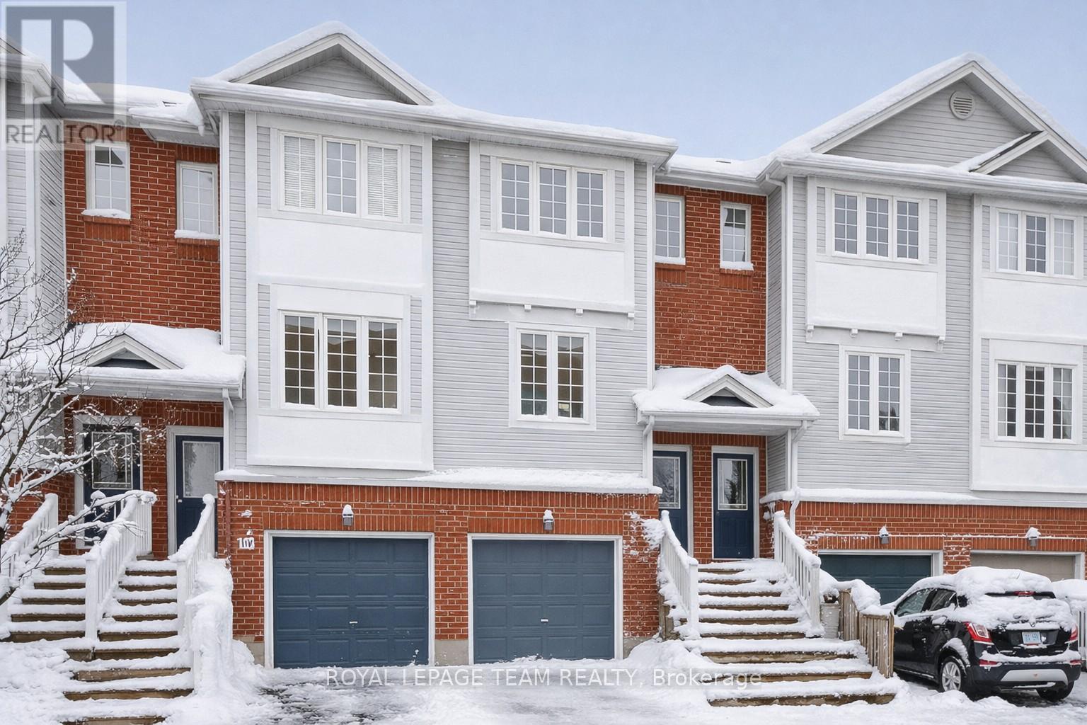 114 WHARHOL PRIVATE, Ottawa, Ontario