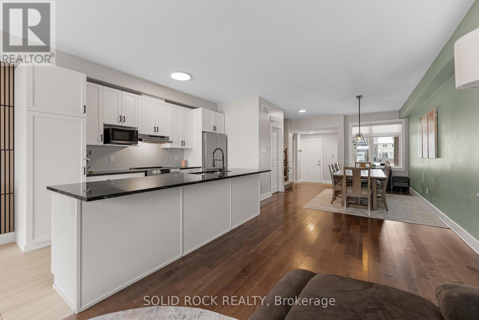 201 Bert Hall Street, Arnprior, Ontario  K7S 0H1 - Photo 11 - X12671842