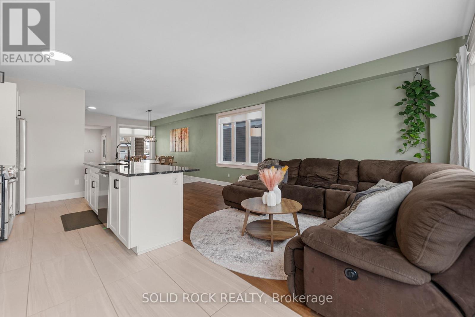 201 Bert Hall Street, Arnprior, Ontario  K7S 0H1 - Photo 14 - X12671842