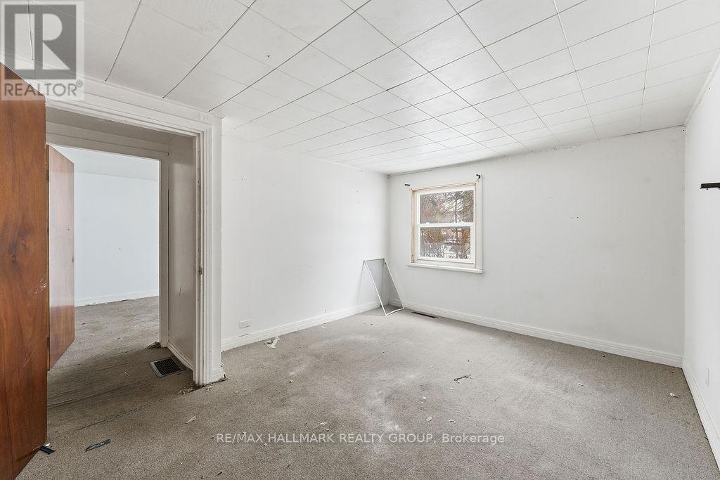 100 Barrette Street, Ottawa, Ontario  K1L 8A3 - Photo 19 - X12671858
