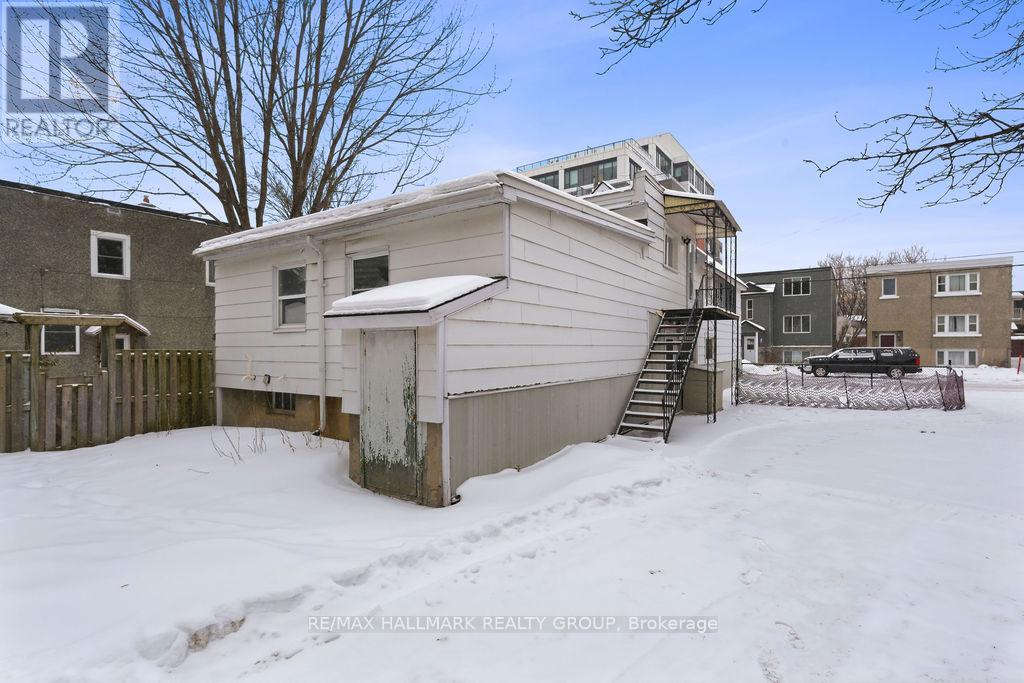 100 Barrette Street, Ottawa, Ontario  K1L 8A3 - Photo 31 - X12671858