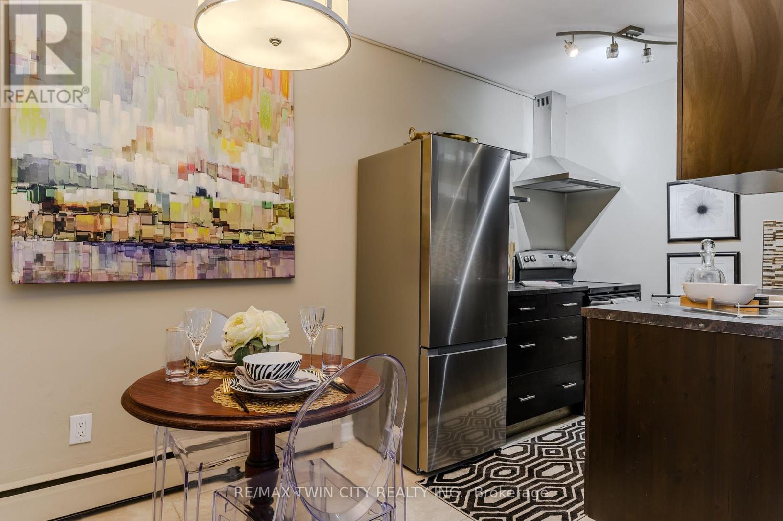 504 - 200 Charlton Avenue E, Hamilton, Ontario  L8N 1Z1 - Photo 8 - X12671468