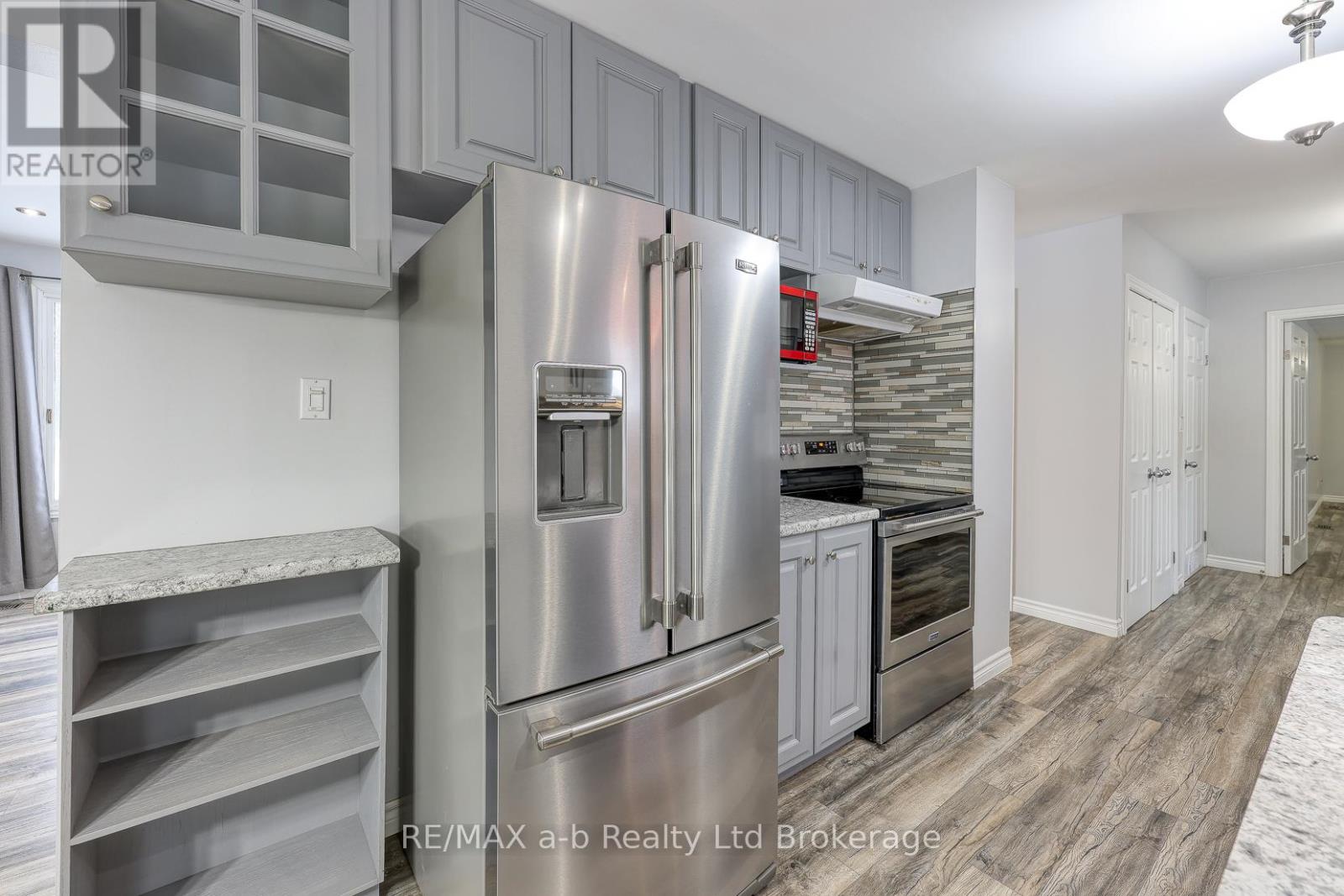 251 King Street E, Ingersoll, Ontario  N5C 1H4 - Photo 23 - X12671774