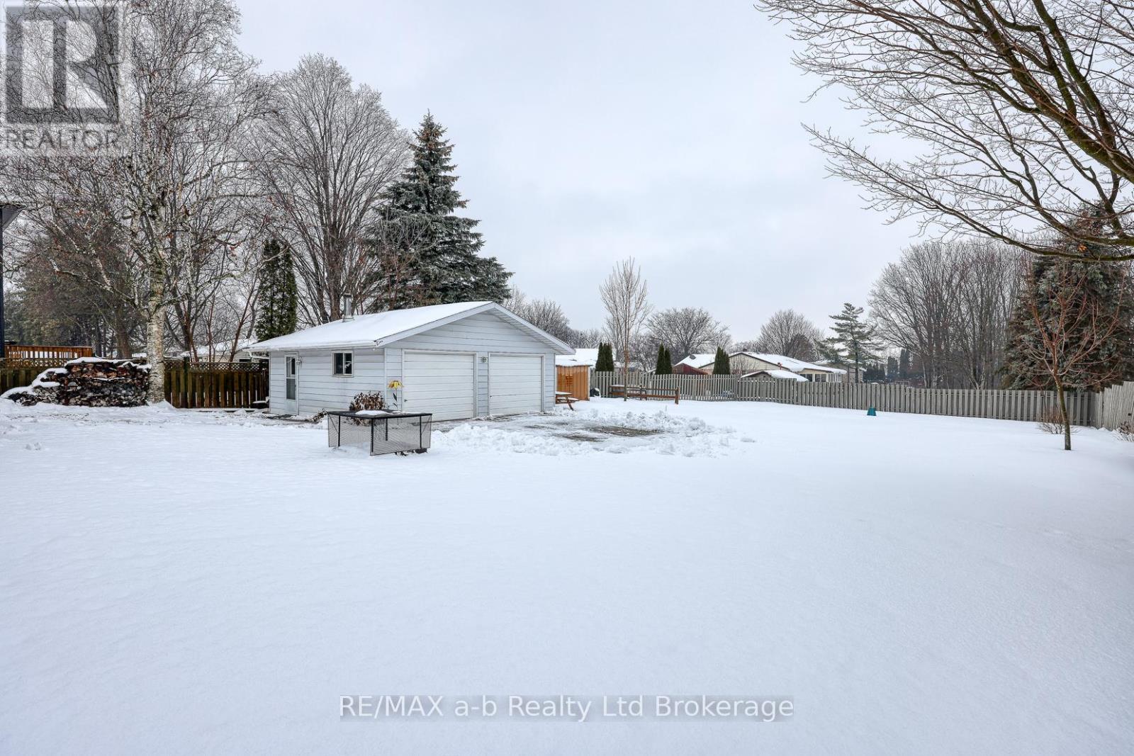 251 King Street E, Ingersoll, Ontario  N5C 1H4 - Photo 5 - X12671774