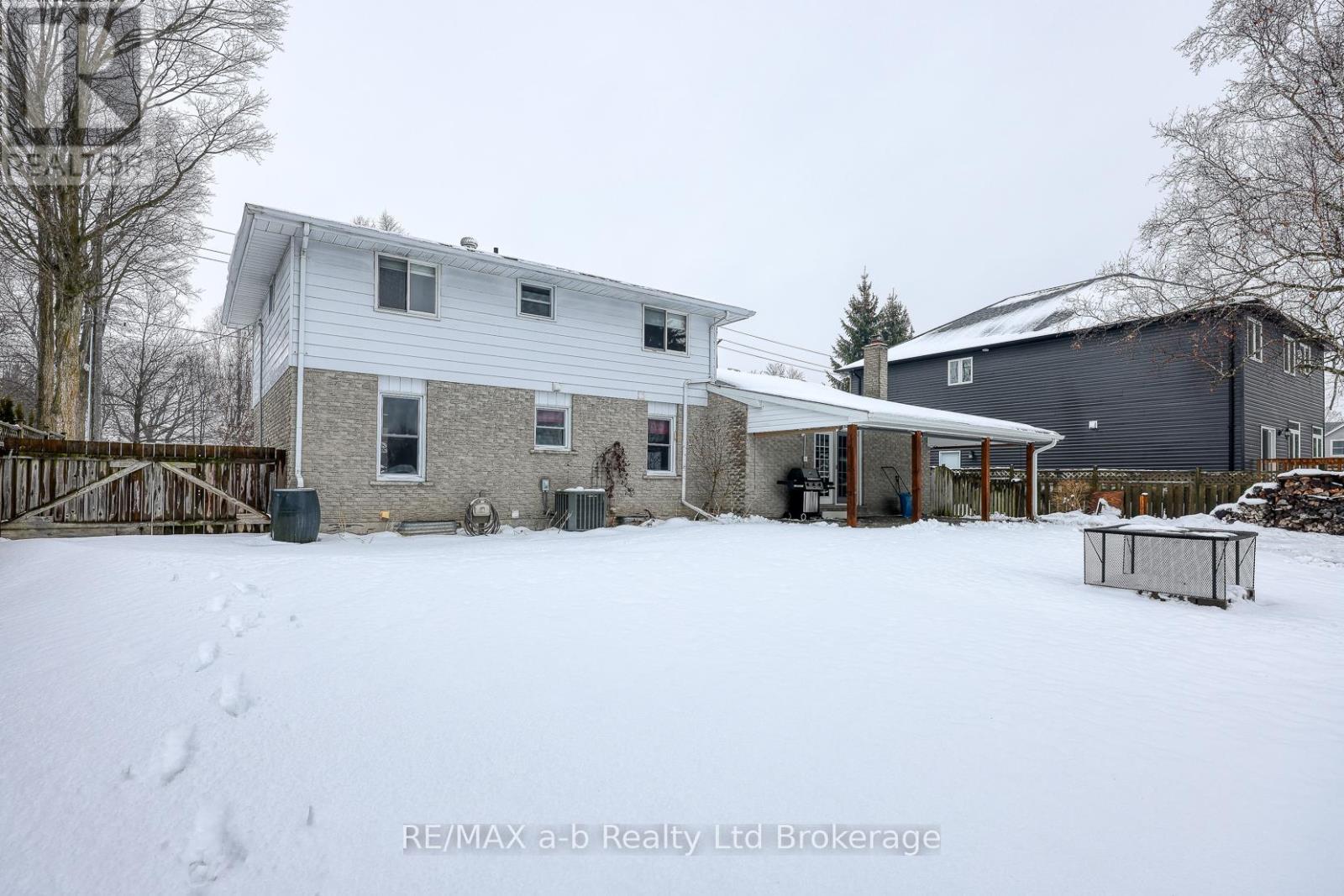 251 King Street E, Ingersoll, Ontario  N5C 1H4 - Photo 9 - X12671774