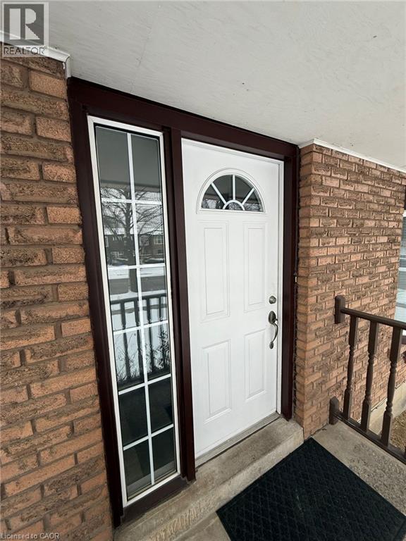 16 COURTLAND Avenue Unit# Upper, Hamilton, Ontario