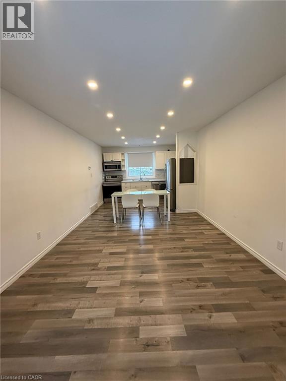 16 Courtland Avenue Unit# Upper, Hamilton, Ontario  L9C 5Z2 - Photo 3 - 40796608