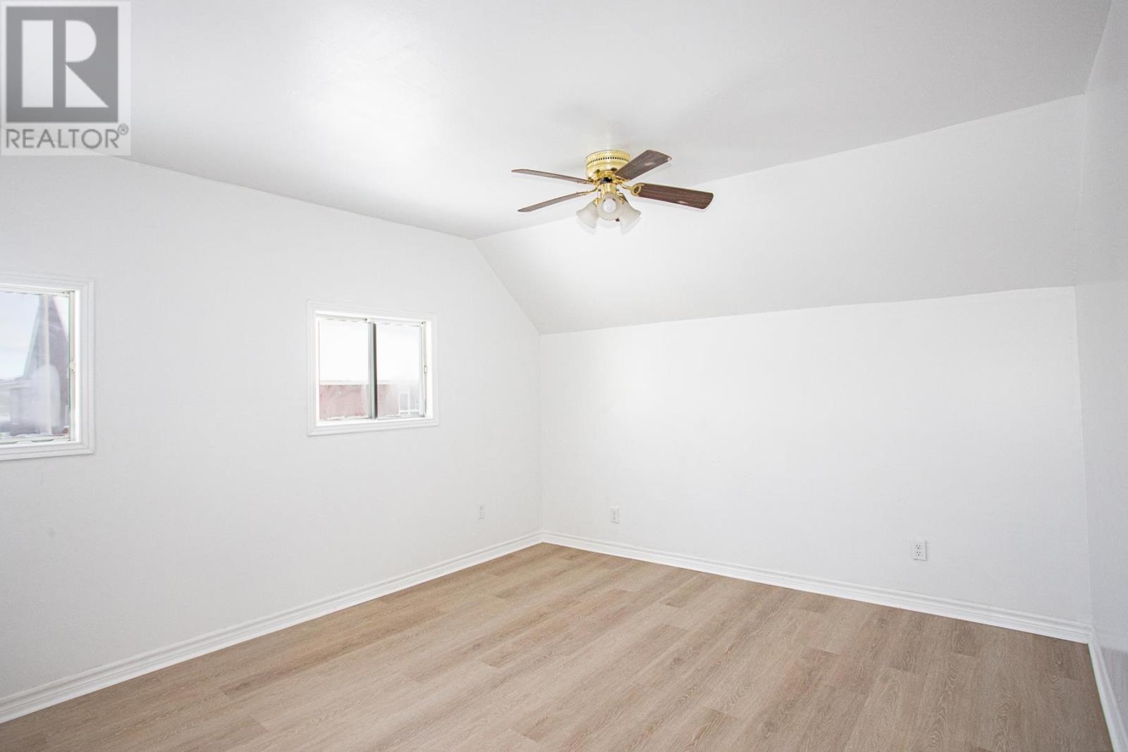 223 Beverley St, Sault Ste. Marie, Ontario  P6A 1S1 - Photo 12 - SM253422