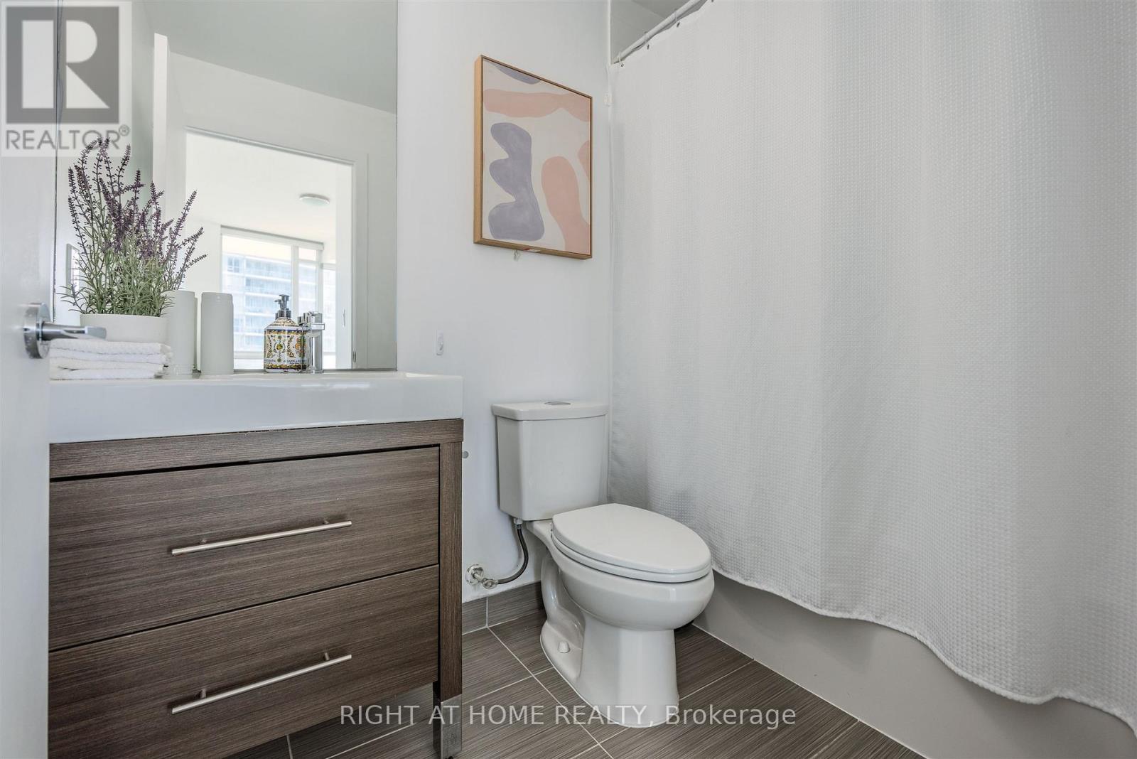 206 - 70 Forest Manor Road, Toronto, Ontario  M2J 0A9 - Photo 29 - C12666424