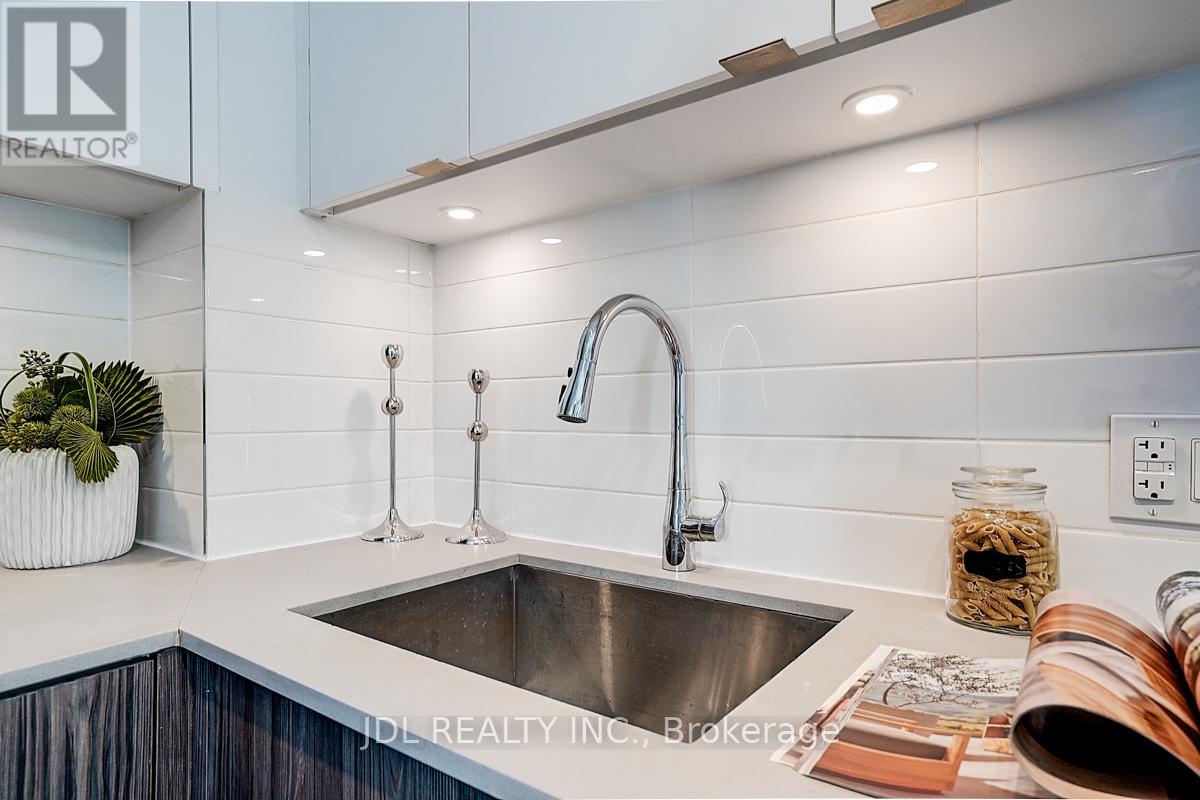 202 Se - 60 Princess Street, Toronto, Ontario  M5A 2C7 - Photo 10 - C12671652