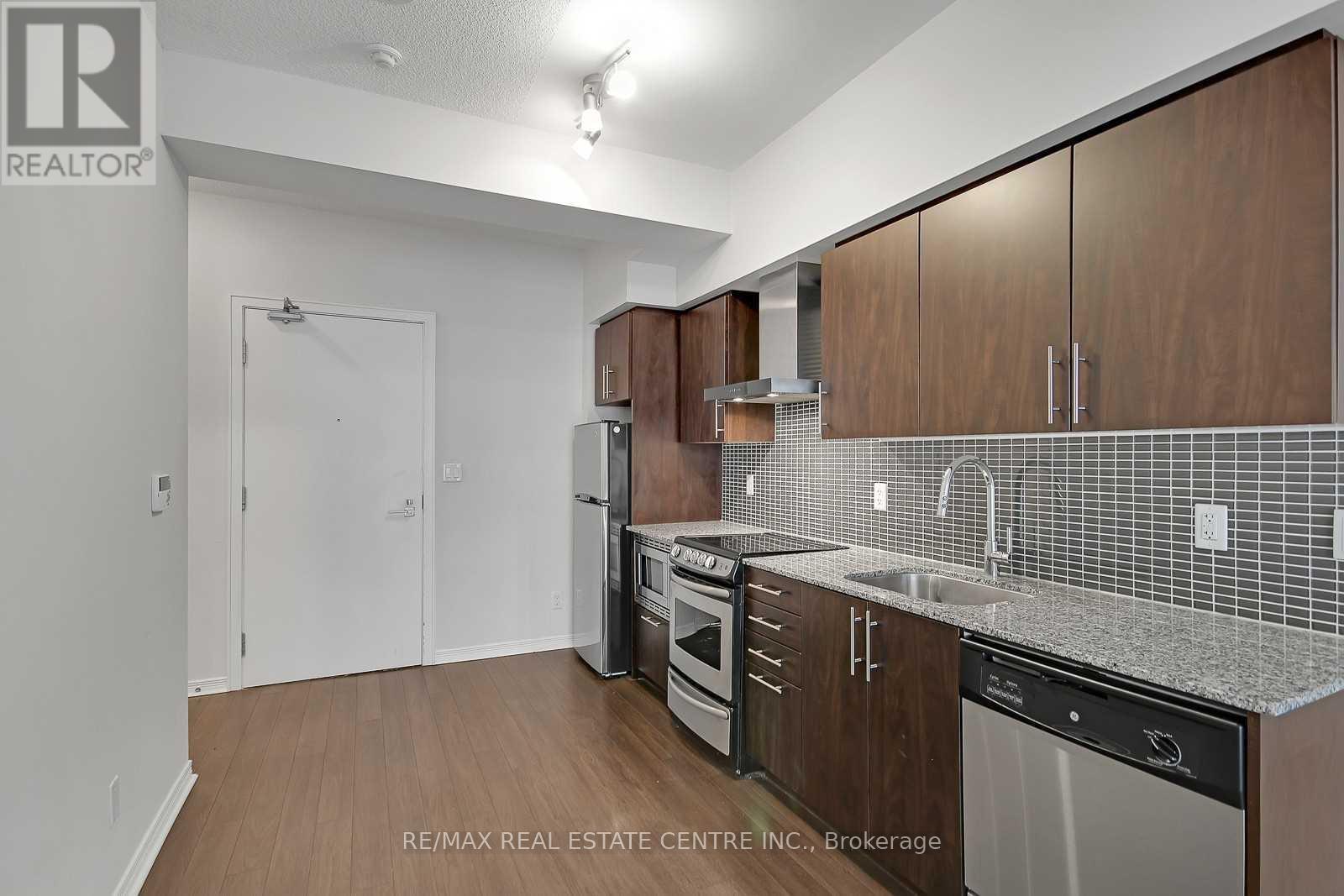 1521 - 352 Front Street W, Toronto, Ontario  M5V 1B5 - Photo 7 - C12671668