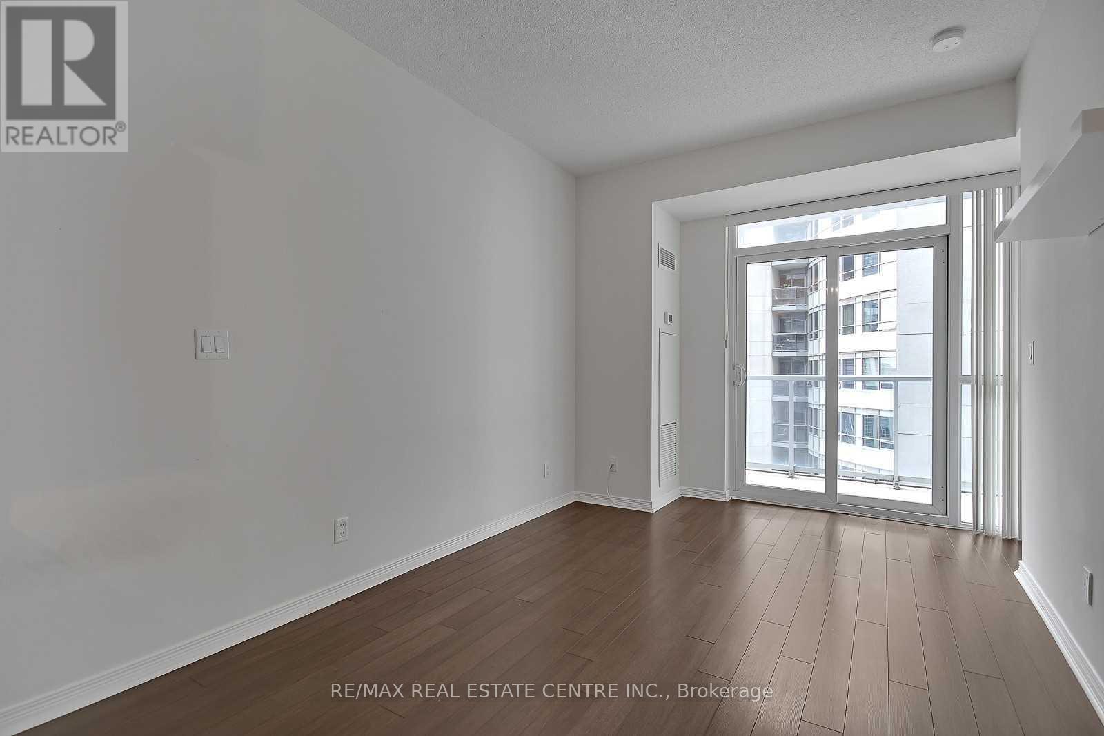 1521 - 352 Front Street W, Toronto, Ontario  M5V 1B5 - Photo 8 - C12671668