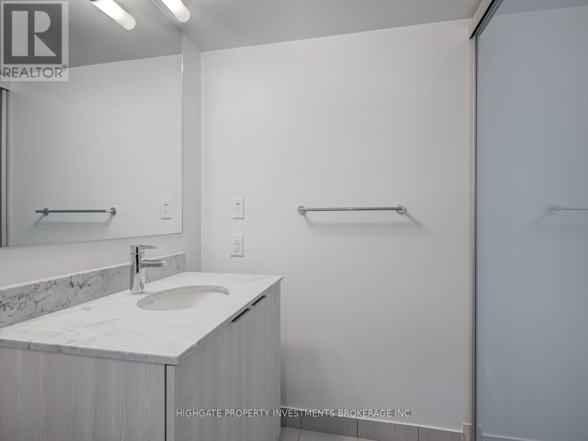 2319 - 955 Bay Street, Toronto, Ontario  M5S 2A2 - Photo 17 - C12671682