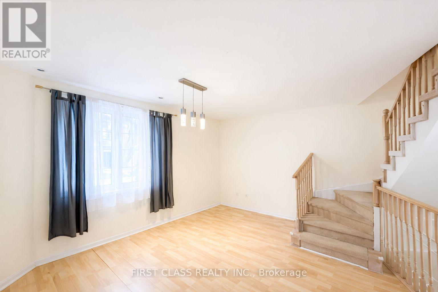 B5 - 108 Finch Avenue W, Toronto, Ontario  M2N 6W6 - Photo 4 - C12671736