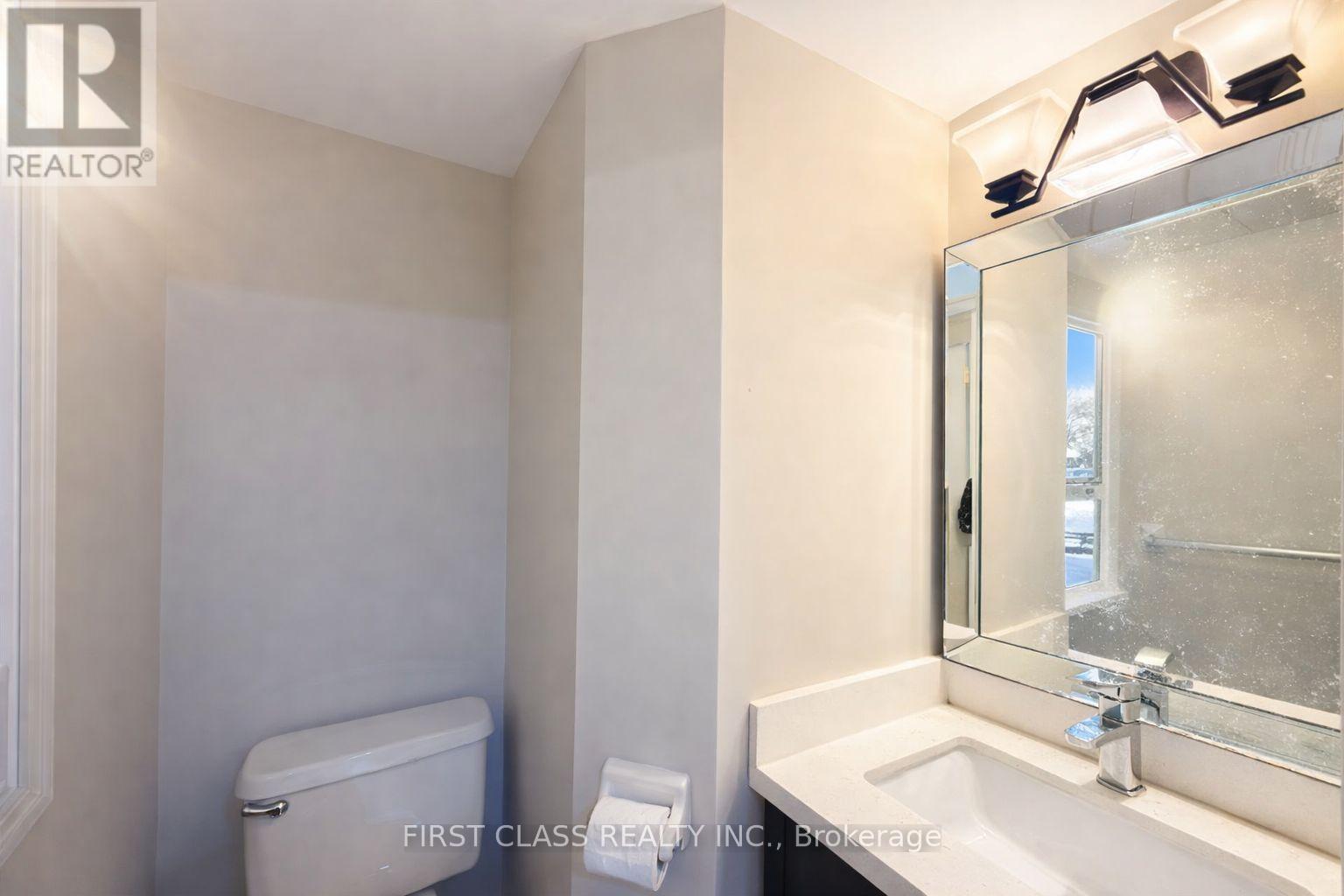 B5 - 108 Finch Avenue W, Toronto, Ontario  M2N 6W6 - Photo 5 - C12671736