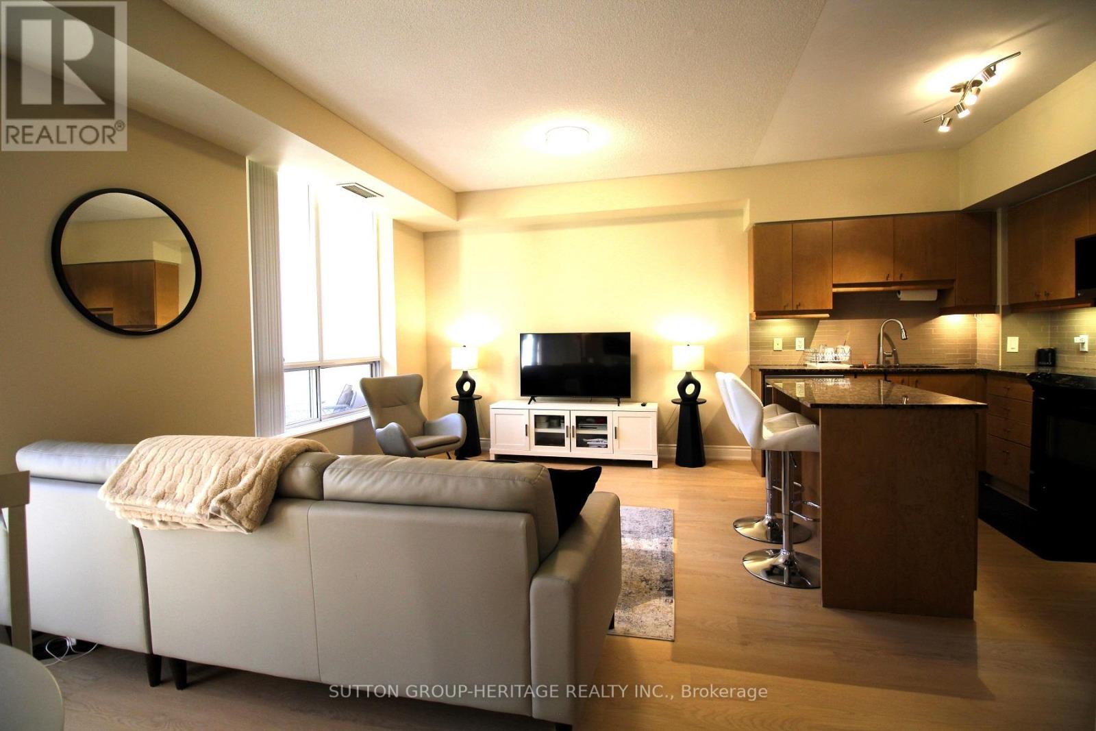 211 - 1105 Leslie Street, Toronto, Ontario  M3C 4G9 - Photo 5 - C12671810