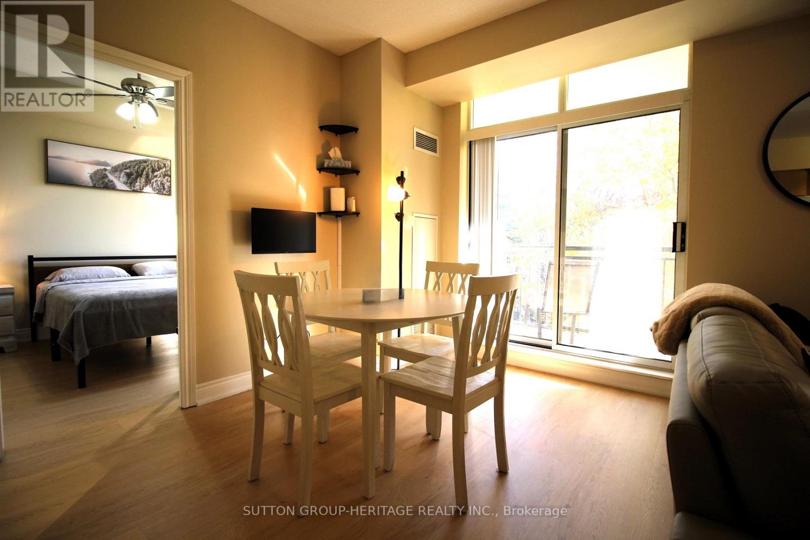 211 - 1105 Leslie Street, Toronto, Ontario  M3C 4G9 - Photo 6 - C12671810