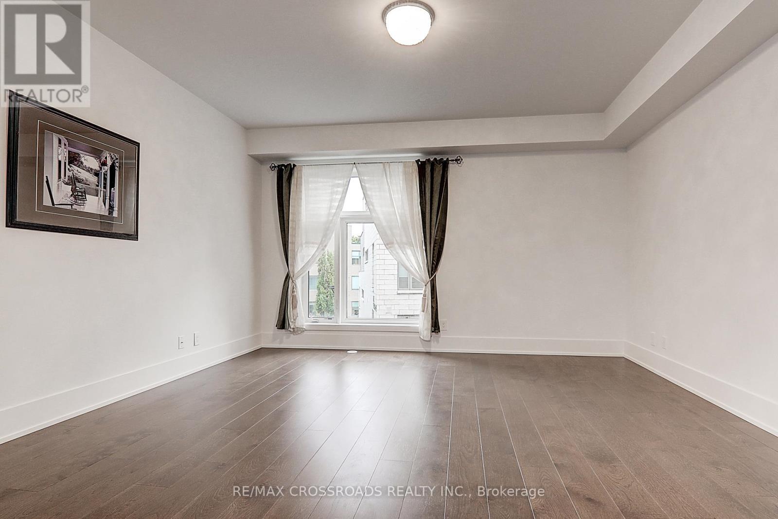 Th18 - 270 Davenport Road, Toronto, Ontario  M5R 0C1 - Photo 20 - C12671834