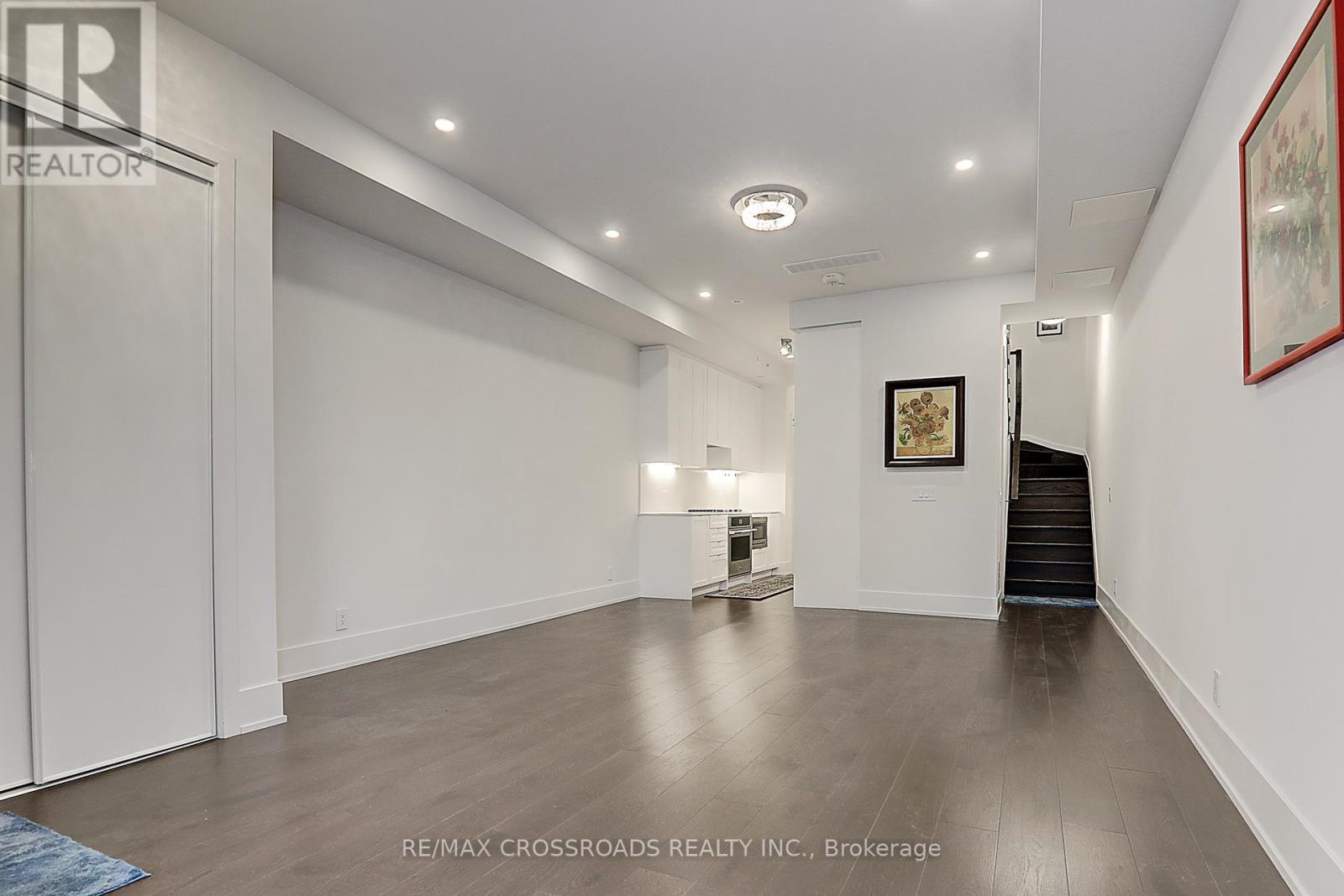 Th18 - 270 Davenport Road, Toronto, Ontario  M5R 0C1 - Photo 6 - C12671834