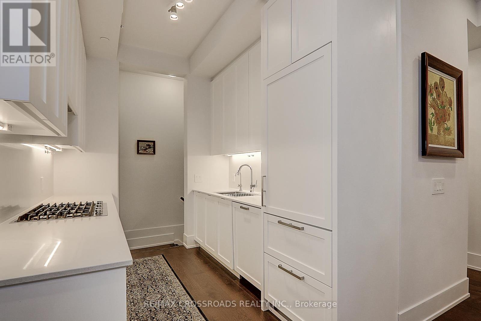 Th18 - 270 Davenport Road, Toronto, Ontario  M5R 0C1 - Photo 9 - C12671834