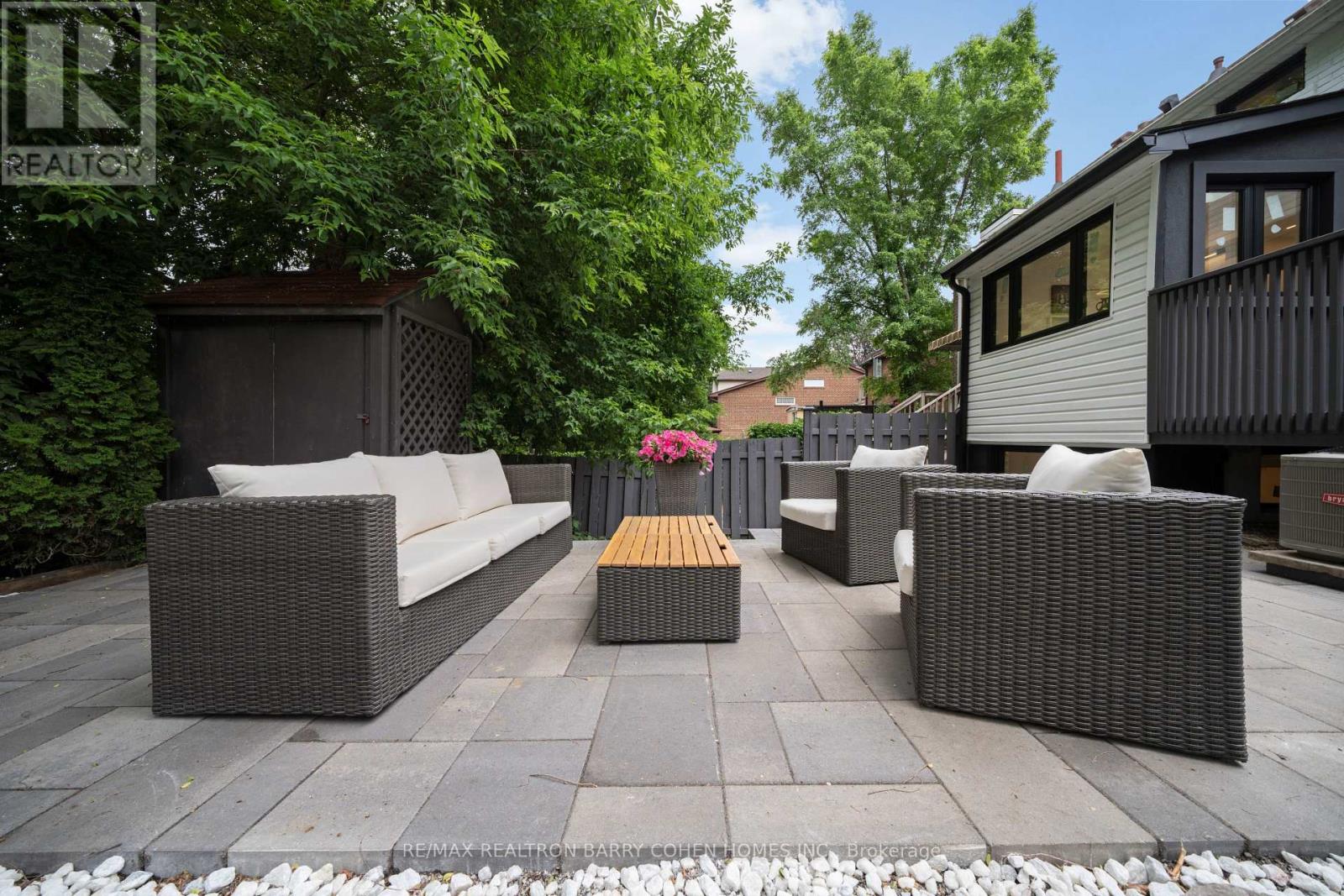 12 Fairfield Road, Toronto, Ontario  M4P 1T1 - Photo 15 - C12671868